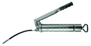 Bomba de engrase manual a palanca Samoa Serie SG de 500 cc con cuerpo de acero moleteado, válvula de llenado y extensión flexible.