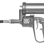 Pistola de engrase neumática Samoa de 1.000 cc con gatillo de control, motor de aire y extensión flexible con boquilla.