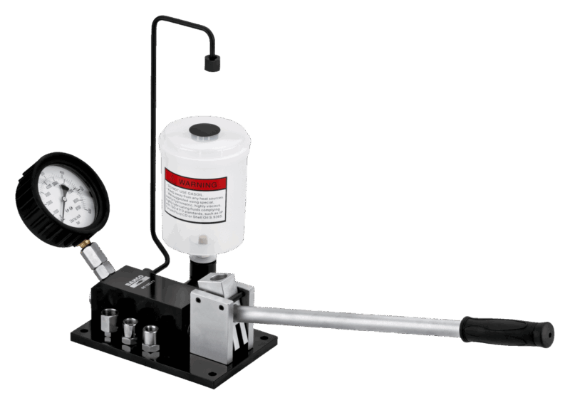 Comprobador de inyectores diésel profesional Bahco BE13ZL11, con bomba de palanca manual, manómetro de precisión de 0-600 Bar / 0-8700 PSI, depósito de fluido de 0.8L con filtro incorporado y tubos de conexión M12 y M14.