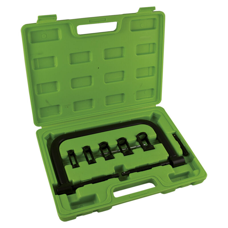 Kit compresor de muelles de válvulas de la marca JBM, con 5 adaptadores.