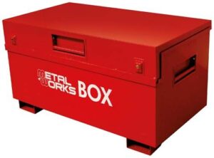 Cofre rojo de alta seguridad MetalWorks MWB445 para herramientas de construcción.