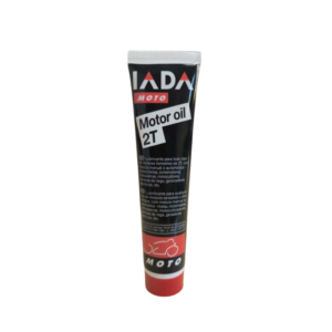 Botella de aceite Motor Oil 2T de IADA.