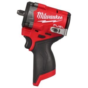 Llave de impacto subcompacta M12 FUEL™ Milwaukee M12 FCIWF38G3-0, recepción ⅜″ con anillo, ultra compacta.