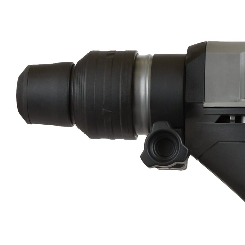 M18_FHM-0C–Feat_3