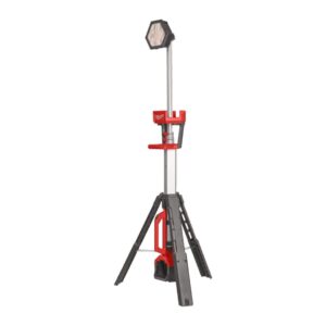 Trípode de iluminación LED M18™ TRUEVIEW™ Milwaukee M18 SAL2-0, con mástil extensible y cabezal ajustable.