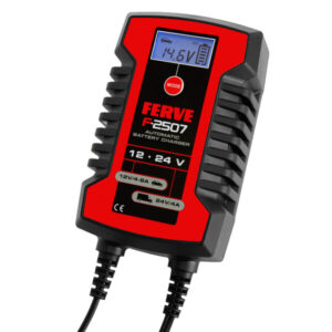 Cargador de batería Ferve F-2507 vista frontal.