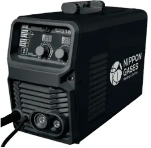 Soldadora inverter sinérgica G. MULTIMIG 160 con antorcha, pinzas y pantalla de soldar.
