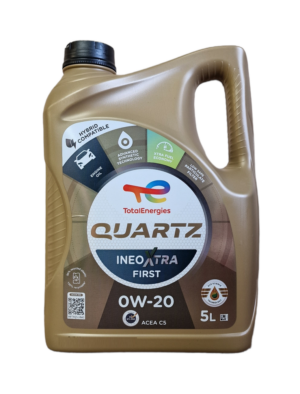 Garrafa de 5 litros de aceite de motor TotalEnergies Quartz Ineo Xtra First 0W-20 con homologación PSA B71 2010.